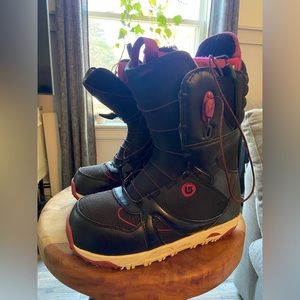 Burton Imprint 2 Snowboard Boots Womans Size 7.5
